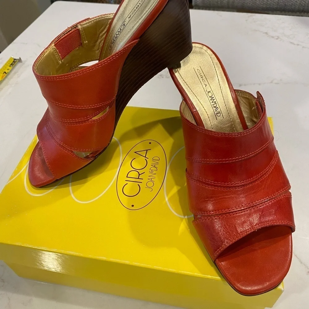 Joan & David Wedge Sandals Leather Tangerine Orange Size 7.5